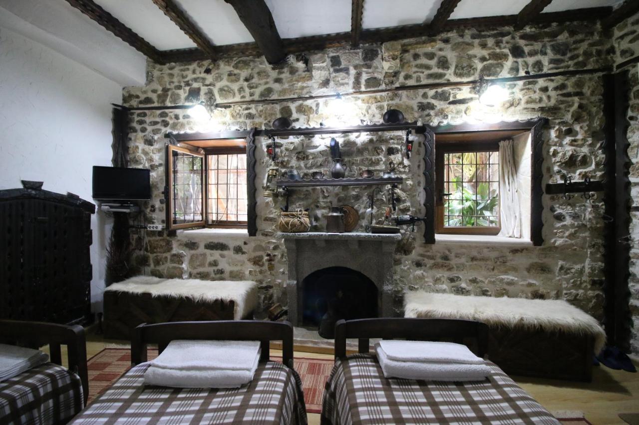 Hotel Nasho Vruho Berat Kültér fotó