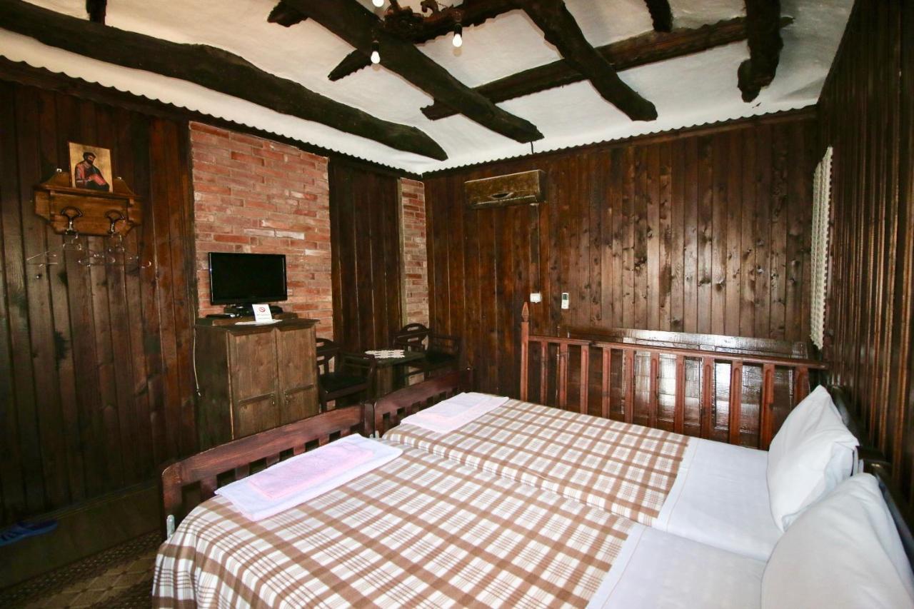 Hotel Nasho Vruho Berat Kültér fotó